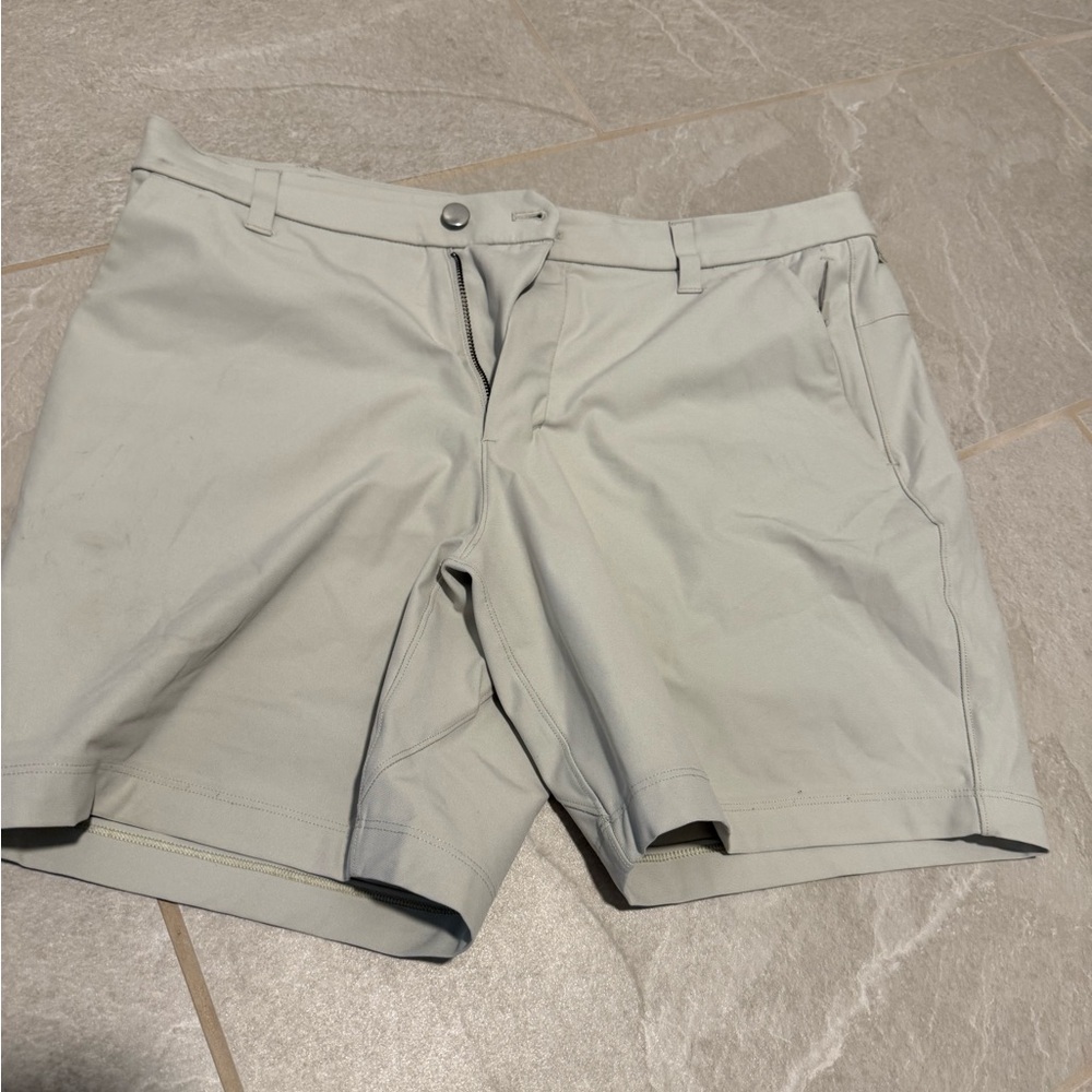 lululemon athletica Beige 5” Commission Short